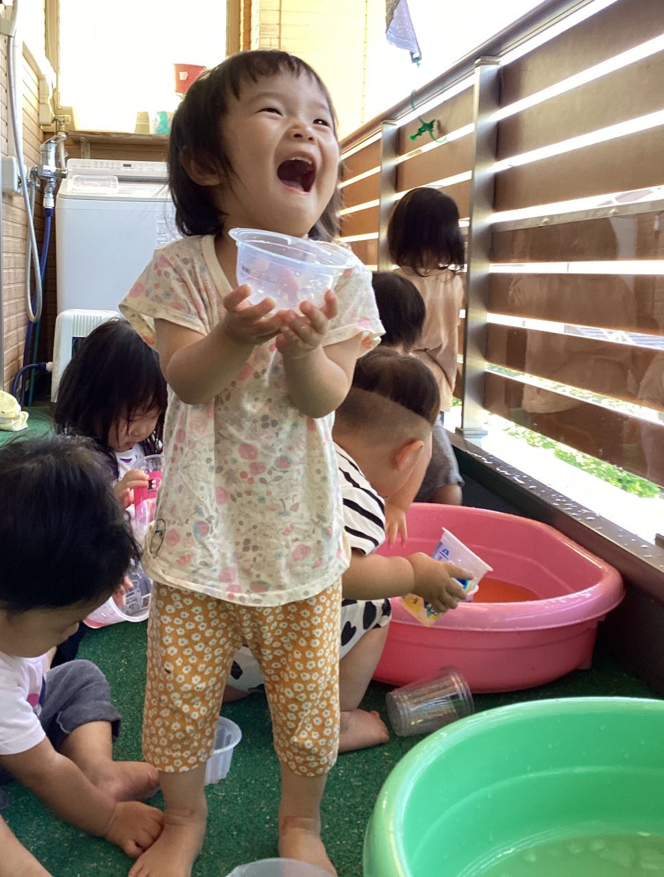 つめたくてきもちいいなー
