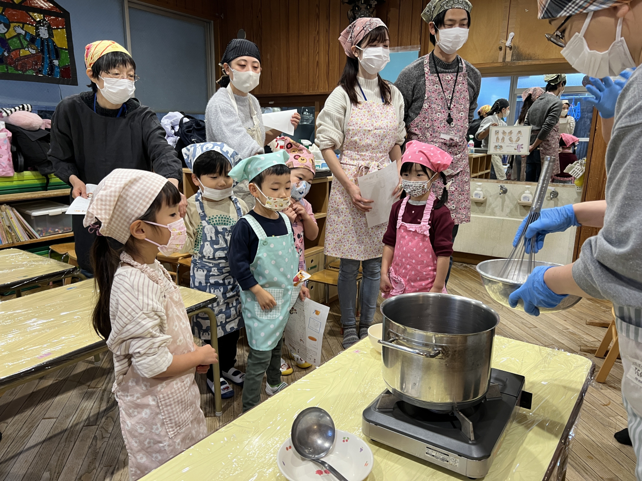 親子でクッキング～おやつを作ってみる会～