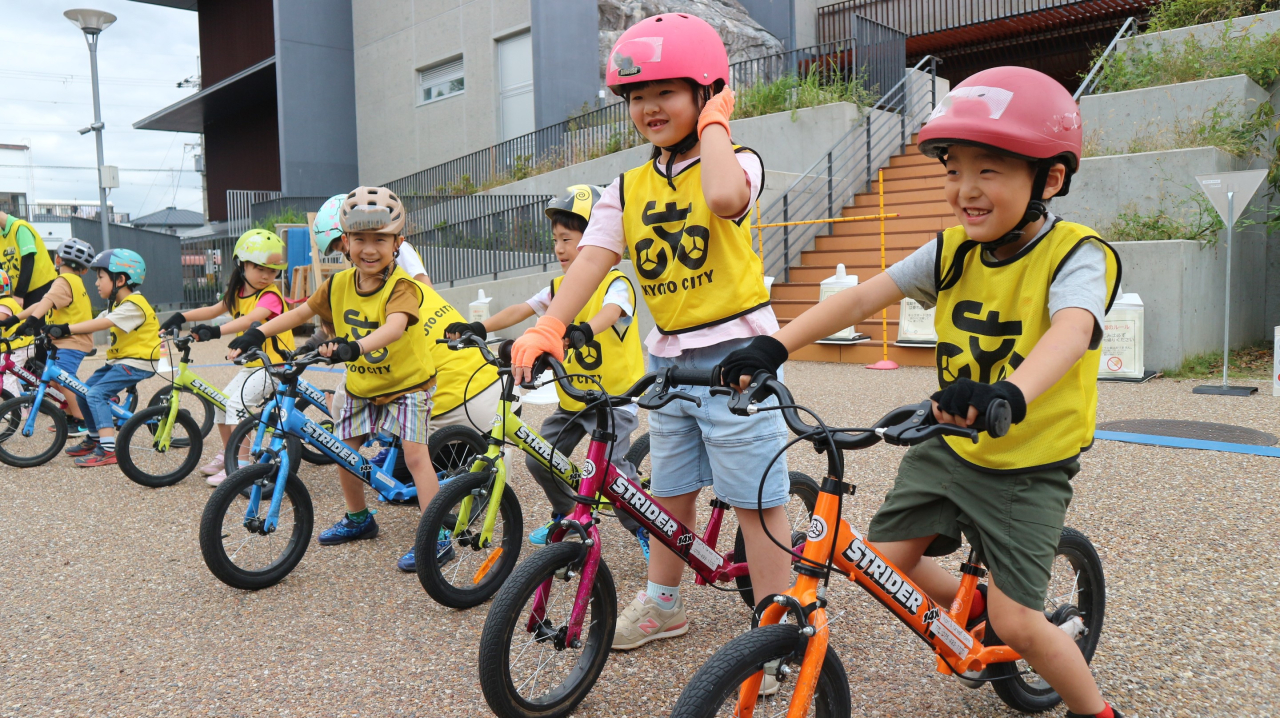 5歳児ゆりぐみのキックバイク教室