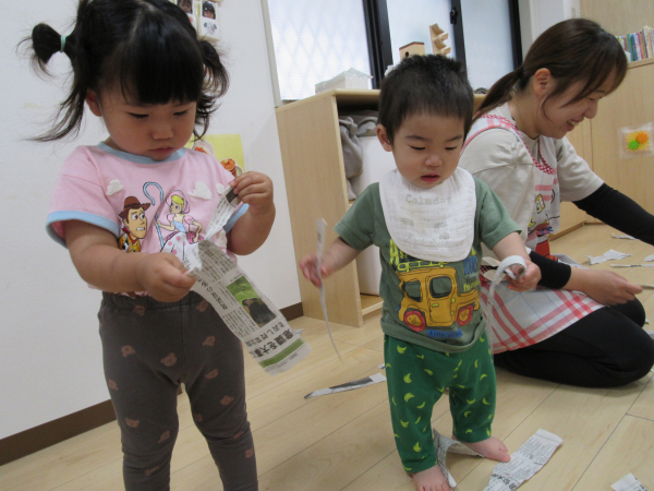新聞あそびをしたよ
